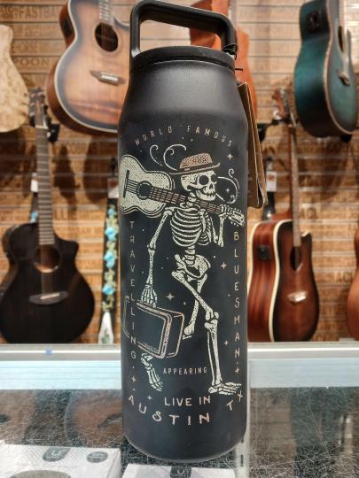 Austin TX Traveling Bluesman Water Bottle