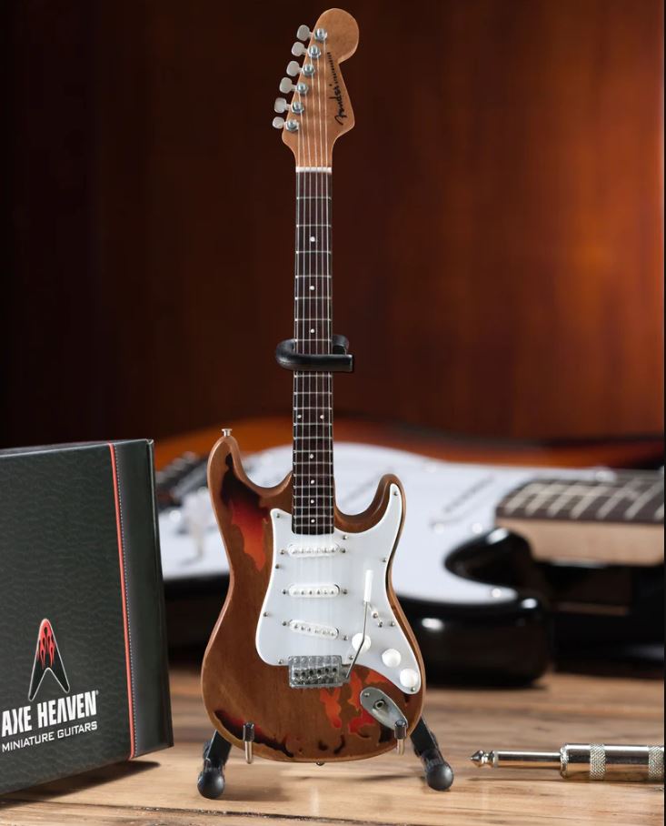 Fender Strat Distressed Replica front